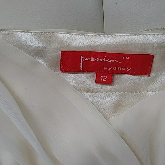 Ivory tank top - Picture 7 of 7